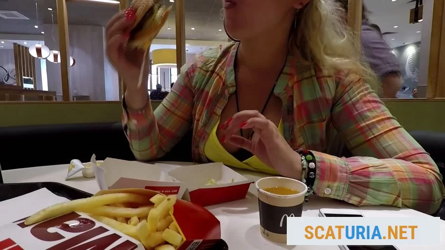 Janet - McDonalds Poop and Pee (FullHD 1080p / 1.44 GB)  2024