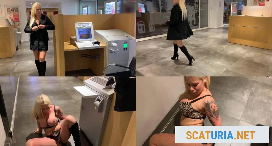 Devil Sophie - Extremely perverted pissing in the middle of the bank branch (FullHD 1080p / 127.01 MB)  2024