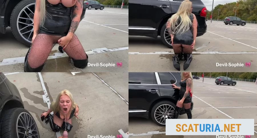 Devil Sophie - Parking Piss slut - me and you piss and the people make us horny (FullHD 1080p / 279.66 MB)  2024