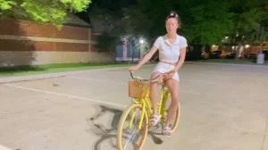 PeachyPoppy - Pissing While Riding My Bike (FullHD 1080p / 893.6 MB)  2024