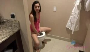 Peeing # 8 (FullHD 1080p / 1.45 GB)  2024