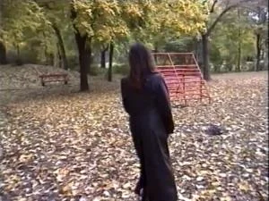 Golden Piss 36 - Alte Weiber Pissen Draußen (DVDRip / 1.95 GB)  2024