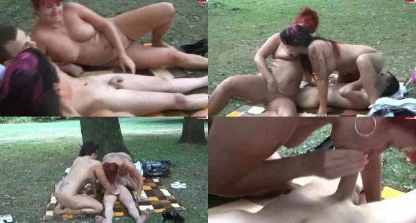 dirty-danni - Öffentlich ein 18jährigen Boy verführt (Full HD / 129.43 MB)  2024