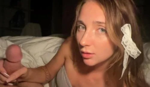 Macy Meadows, Scott Stark - Little Step Sister Sleepover Sex (FullHD 1080p / 686.6 MB) 2025