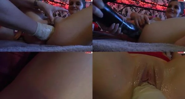 18 jähriger Teenygöre den Arsch gefistet mit SWEETASSANGEL (HD 720p / 61.86 MB)  2025