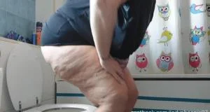 one wc, two asses (HD 720p / 78.68 MB)  2025