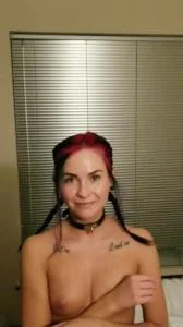 Light Up Butt Plug (UltraHD 2K / 431 MB) 11 May 2025