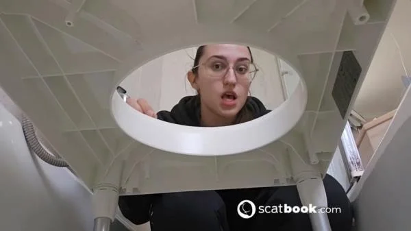 Shitting 01 (HD 720p / 58.4 MB) 23 June 2025