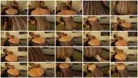Frech Slut Getting Ready To Be Fuck (FullHD 1080p / 126 MB) - ScatUria