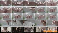Solo - Shitting Naked over Edge of the Tub (FullHD 1080p / 388 MB) - ScatUria