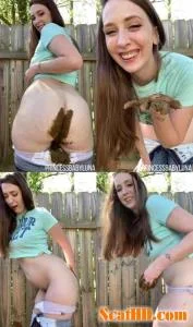 PrincessBabyLuna - Outside Messing in Jeans First Scat Taste (HD 720p / Scat, Pee)