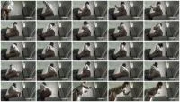 Spy Poop Cam (HD 720p / 27.4 MB) - ScatUria