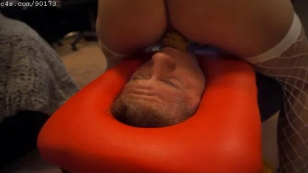 Goddess Amirha - Farts Filth (FullHD 1080p / Fetish, Domination)