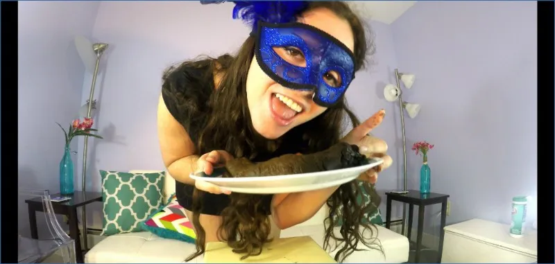 LoveRachelle2 - Eating A LONG SHIT LOG With You!, Femdom, Shitting - scat porn video at Scaturia.net