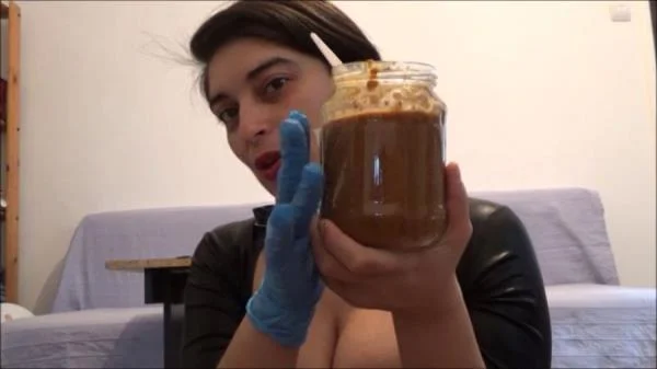 Mistress Roberta - Full Jar Breakfast (SD / Fetish, Romanian)