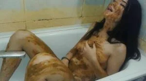 Matilda's Kitchen And Bathroom. Part 2 (FullHD 1080p / Solo, Amateur)