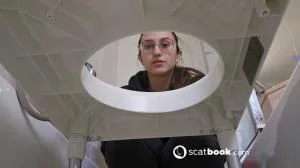 Scatting Girl 01 (HD 720p / Spain, Toilet Slavery)