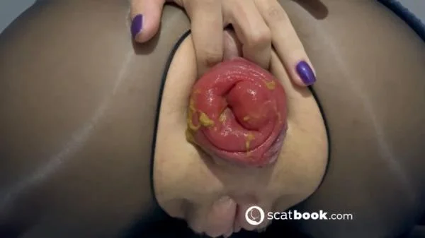 I Get So Filthy Playing With My Dirty Ass (HD 720p / Solo, Scat)